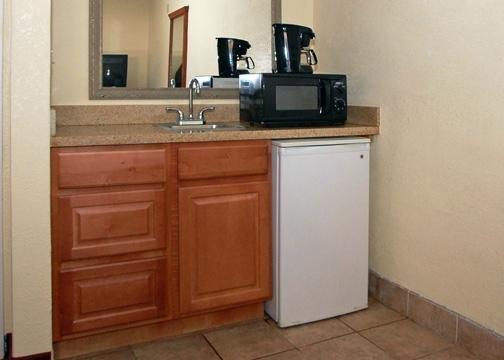 Days Inn & Suites By Wyndham Hickory Εξωτερικό φωτογραφία